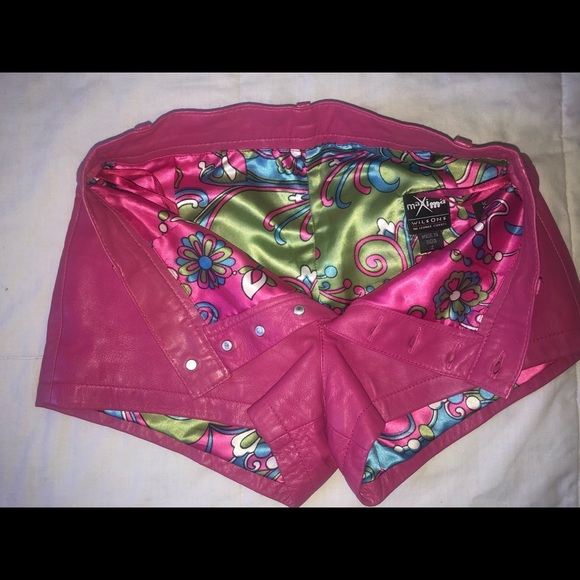 Wilson’s Maxima Leather Shorts - Picture 3 of 7